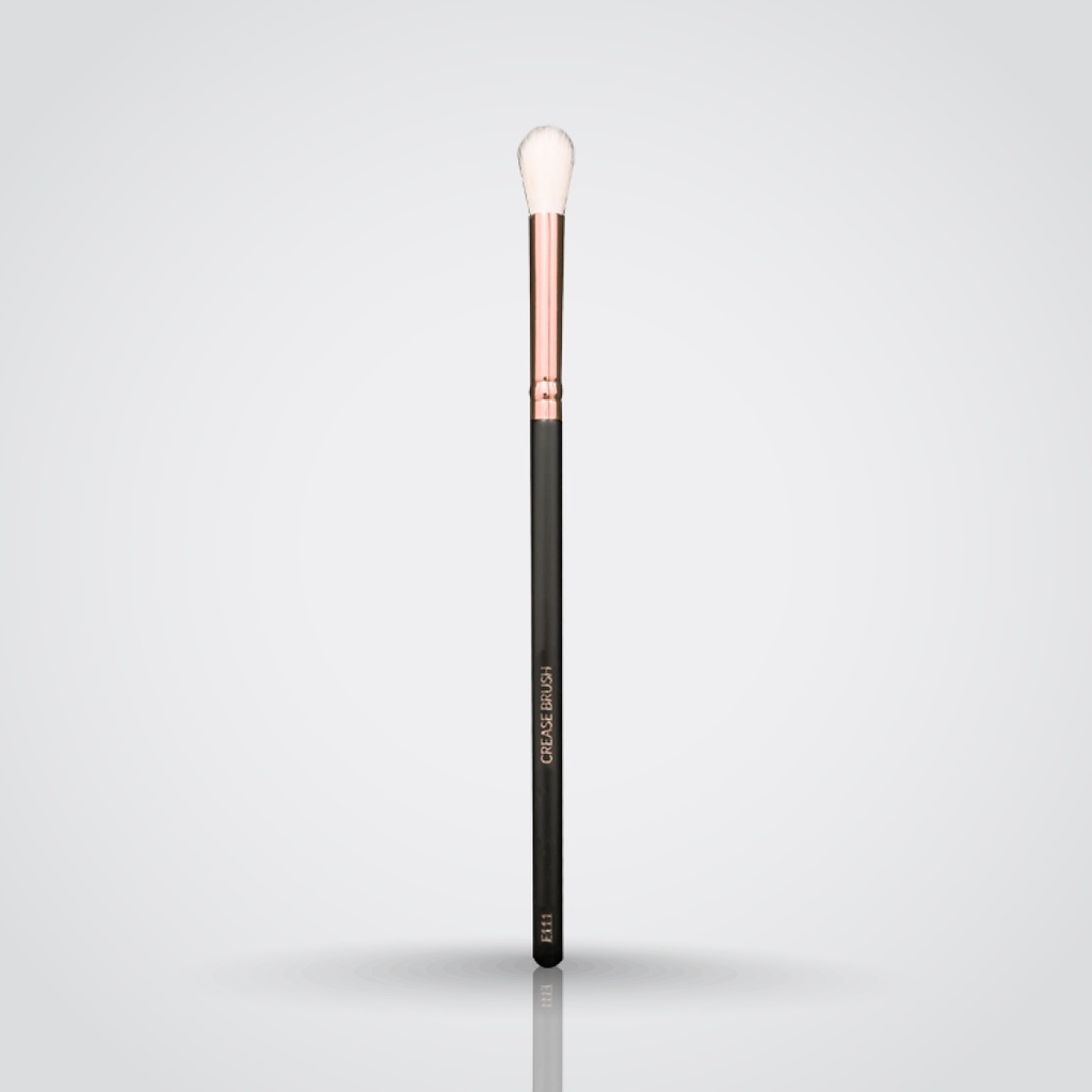 Layla - Crease - Brush - Model# E111