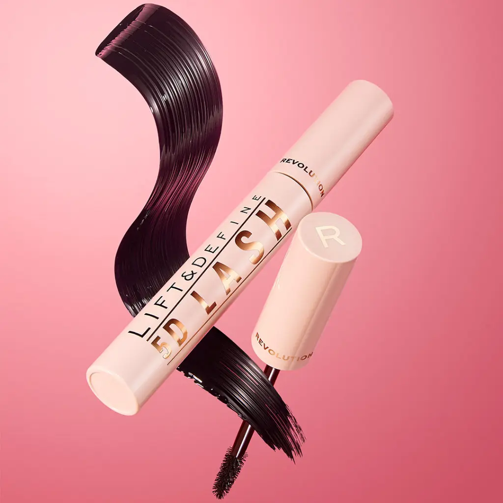 100586 Revolution - 5D Lash Mascara1.webp