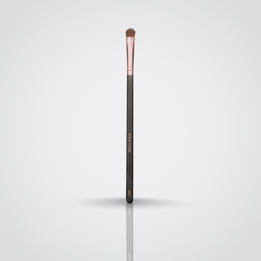 Layla - Take & Shade - Brush - Model# E109